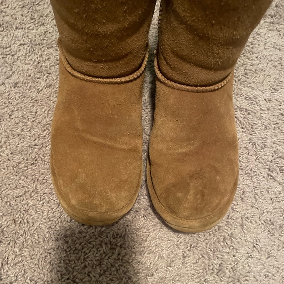 Bearpaw boots - Picture 3 of 9